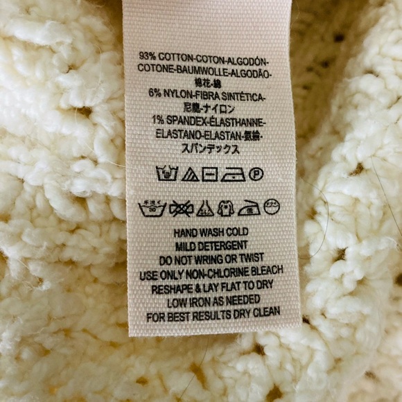 Free people cream colored slouchy turtleneck high low hem Skyscraper sweater. S - Picture 10 of 11